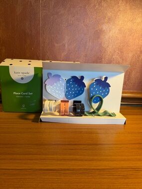 New Kate Spade New York Target Strawberry Place Card Set Ceramic Paper 20 Piece